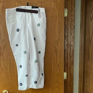 Chico’s White Pants with Floral Embroidery
